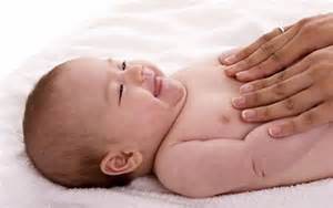 baby massage pic